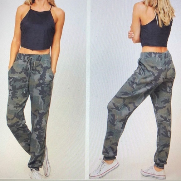 ONE LEFT!! Camo Thermal Knit Joggers w/pockets NWT - Picture 5 of 5